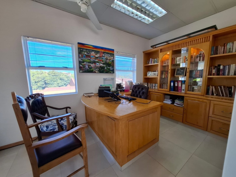 3 Bedroom Property for Sale in Pentagon Park Free State